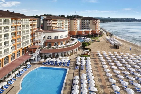 Sol Luna Bay Resort ****, Obzor, Bulharsko