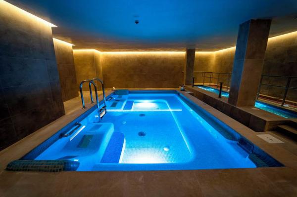 Wave Resort Hotel *****, Pomorie, Bulharsko 12