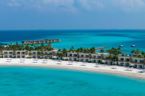 Centara Mirage Lagoon Maldives ****, Maldivy