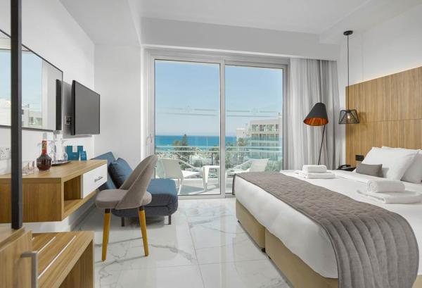 The Blue Ivy Hotel and Suites ****, Protaras, Cyprus 6