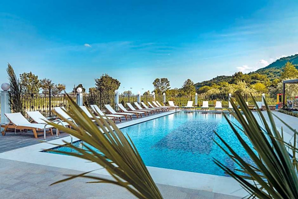 Hotel Sunny Castle ****, Kranevo, Bulharsko