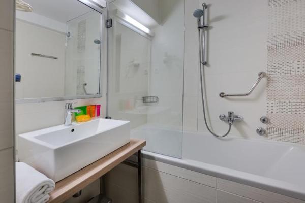 Hotel Pinija ****, Petrčane, Chorvátsko 3