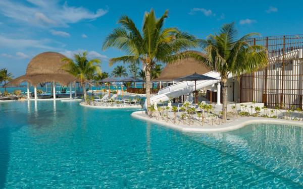 Centara Mirage Lagoon Maldives ****, Maldivy 17