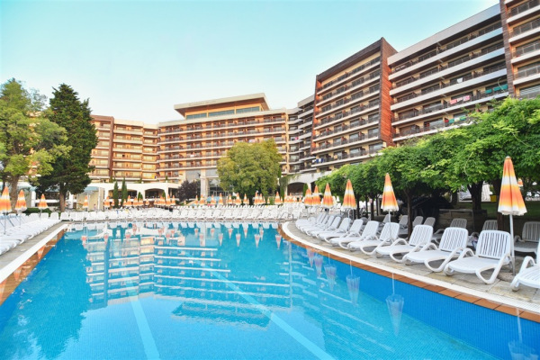 Flamingo Grand Hotel & Spa *****, Albena, Bulharsko 1