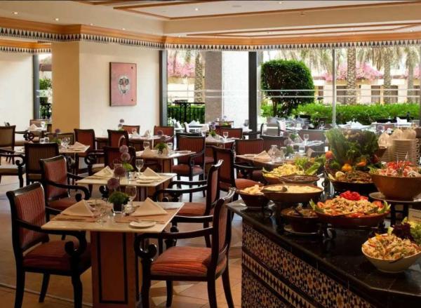 Hotel InterContinental Muscat *****, Muscat, Omán 9