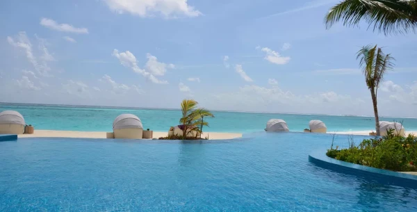 YOU and ME by Cocoon Maldives *****, Maledivy 20