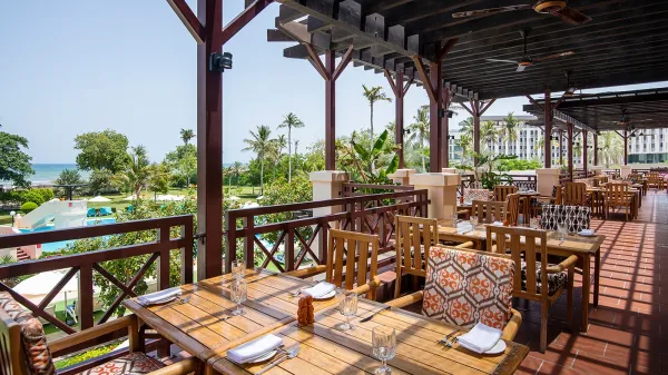 Hotel InterContinental Muscat *****, Muscat, Omán 6