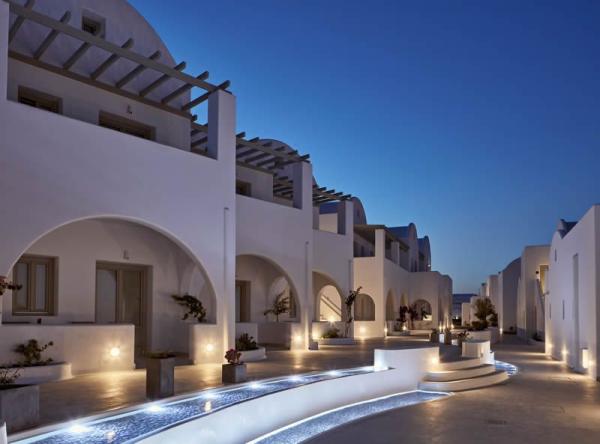 Costa Grand Resort & Spa *****, Kamari, Santorini, Grécko 11