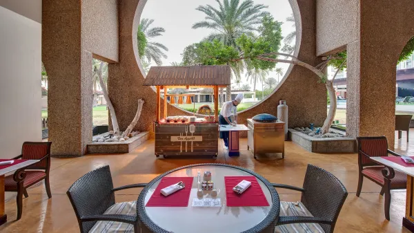 Hotel InterContinental Muscat *****, Muscat, Omán 2