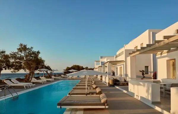 Costa Grand Resort & Spa *****, Kamari, Santorini, Grécko 5