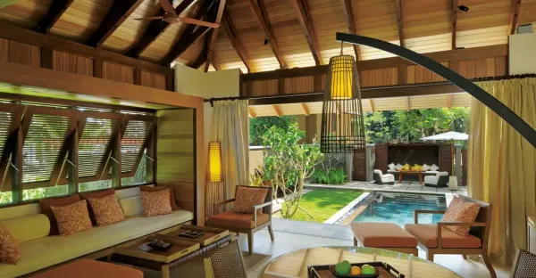 Constance Ephelia *****, Mahe, Seychely 13