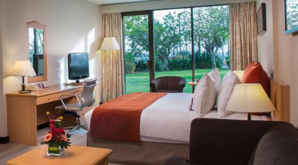 Hotel Crowne Plaza Muscat ****, Omán, Muscat 5