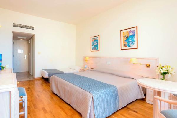 Golden Coast Beach Hotel ****, Protaras, Cyprus 3