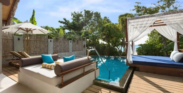 Furaveri Island Resort & Spa ****, Maldivy 18