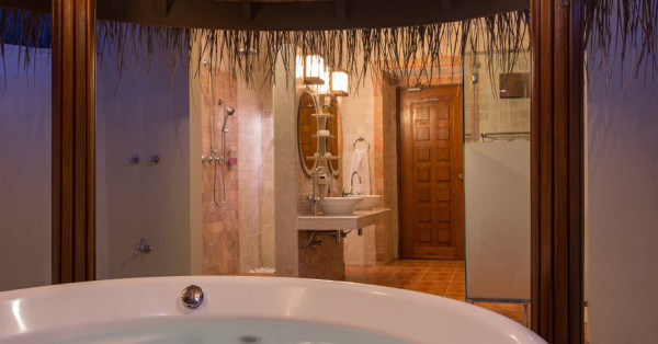 Bandos Maldives ****, Maldivy 11