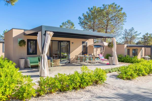 Mobilné domčeky Aminess Avalona Camping Resort *****, Povljana, Pag, Chorvátsko 10