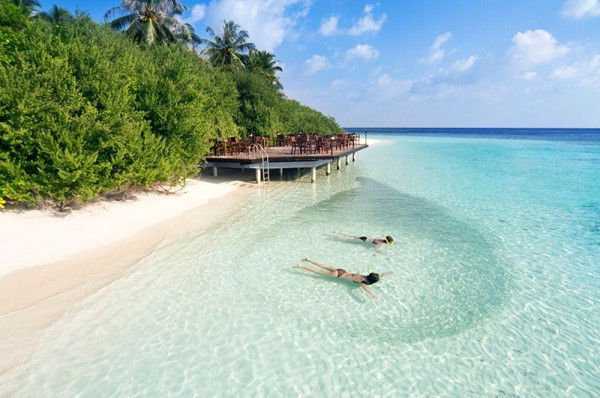 Embudu Village Resort ***, Maledivy 1