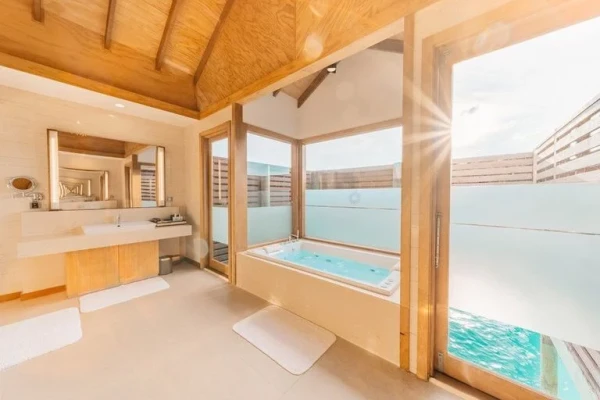 Hideaway Beach Resort & Spa Maldives *****, Maldivy 17