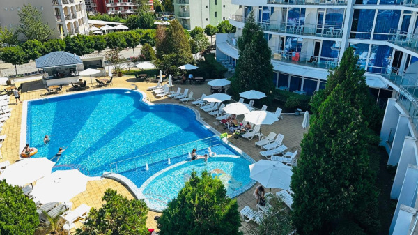 Queen Nelly ****, Primorsko, Bulharsko 2