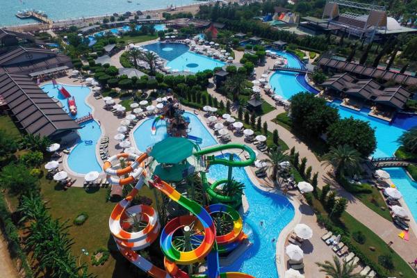 Limak Lara De Luxe Hotel & Resort *****, Lara, Turecko 1