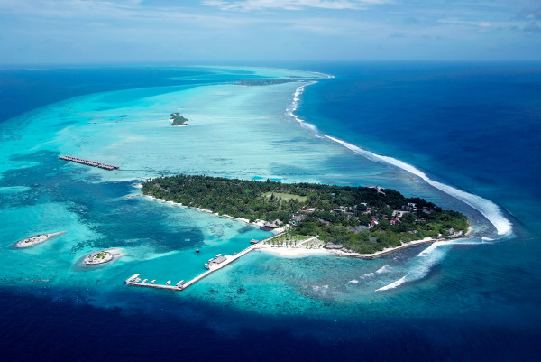 Adaaran Select Hudhuran Fushi ****, Maldivy