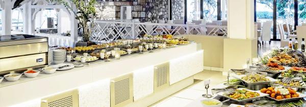 Radisson Blu Azuri Resort & Spa ****, Maurícius, Poste Lafayette 12