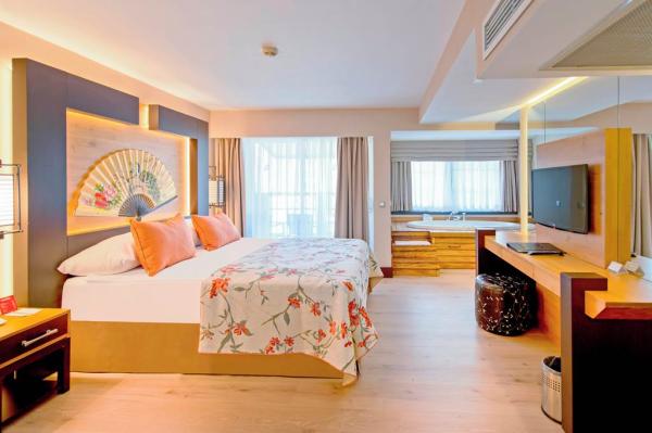 Limak Lara De Luxe Hotel & Resort *****, Lara, Turecko 9