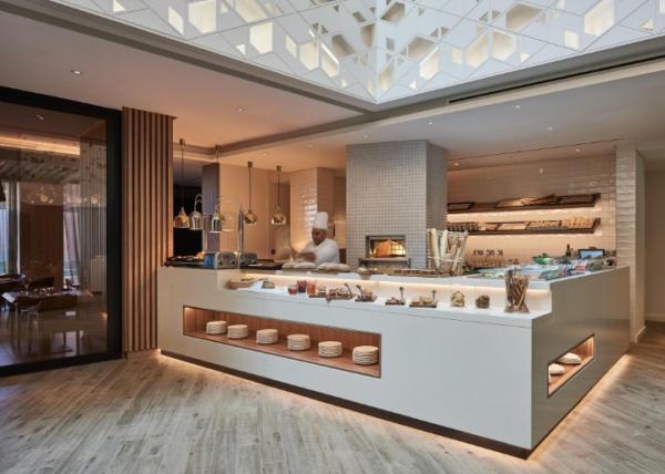 Mysk Al Mouj Hotel ****, Muscat, Omán 11