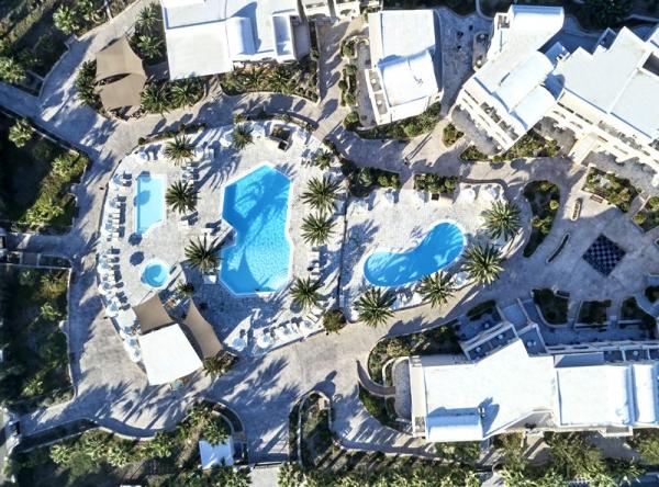 Santo Miramare Resort ****, Perivolos, Santorini, Grécko 16