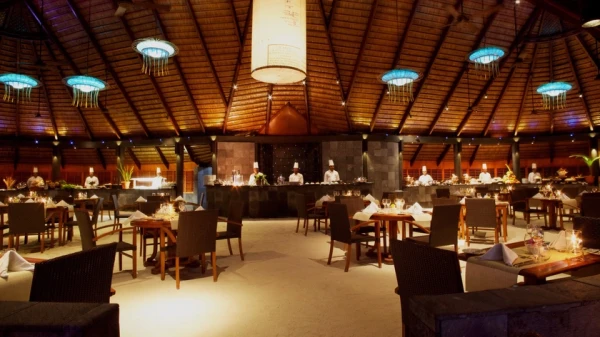 Komandoo Island Resort & Spa ****, Maledivy 6