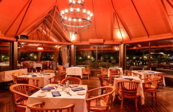 Adaaran Select Hudhuran Fushi ****, Maldivy 4