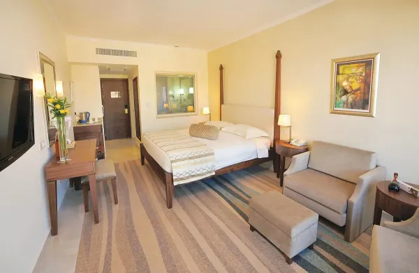 Alexander The Great Beach Hotel ****, Paphos, Cyprus 16