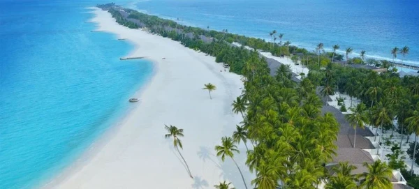 Meeru Island Resort & Spa ****, Maledivy 19