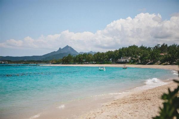 Friday Attitude ***, Maurícius, Trou d´eau Douce 16