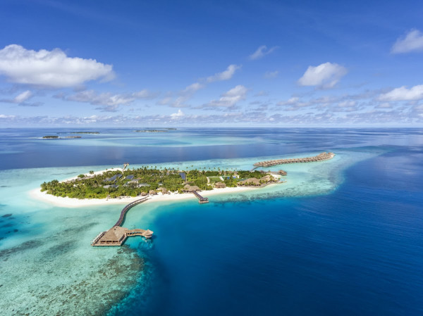 Hurawalhi Island Resort *****, Maldivy