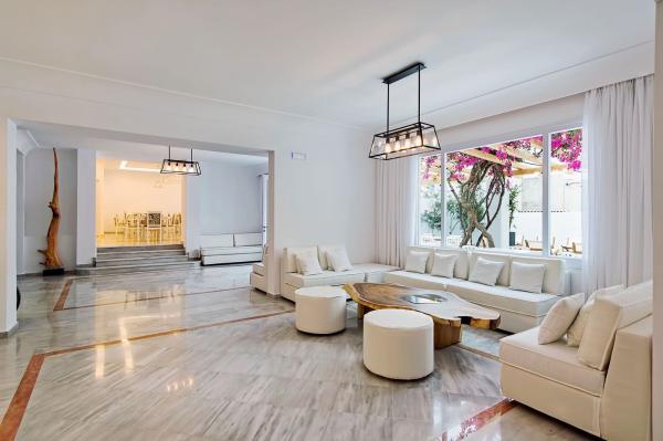 Cavo Bianco Hotel *****, Kamari, Santorini, Grécko 7