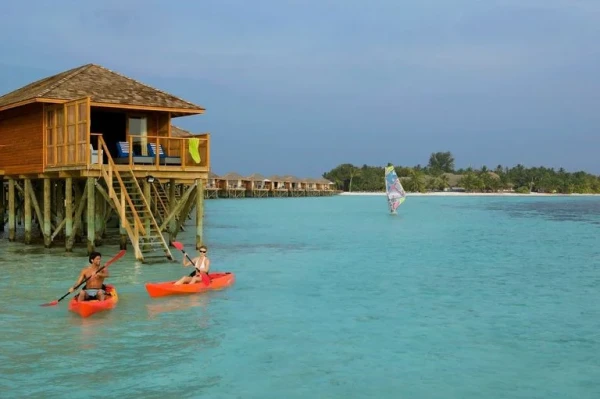 Vilamendhoo Island Resort & Spa ****, Maldivy 20
