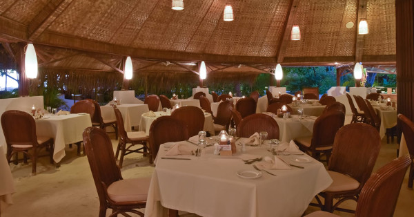 Thulhagiri Island Resort ****, Maledivy 16