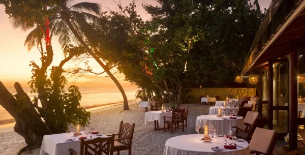 Royal Island Resort & Spa *****, Maledivy 16