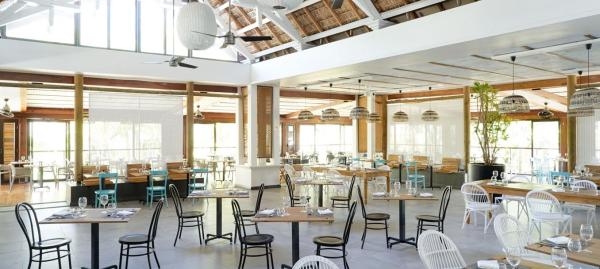 Lagoon Attitude ****, Anse La Raie, Maurícius 4