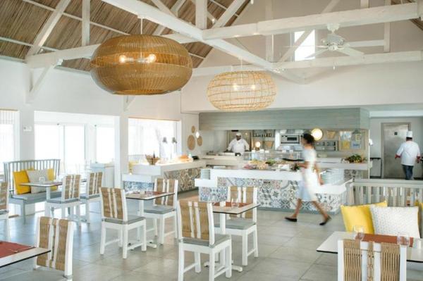 Tropical Attitude ***, Maurícius, Trou d´eau Douce 9