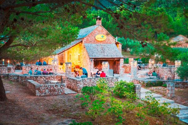 Bretanide Sport & Wellness resort ****, Bol, Brač, Chorvátsko 4