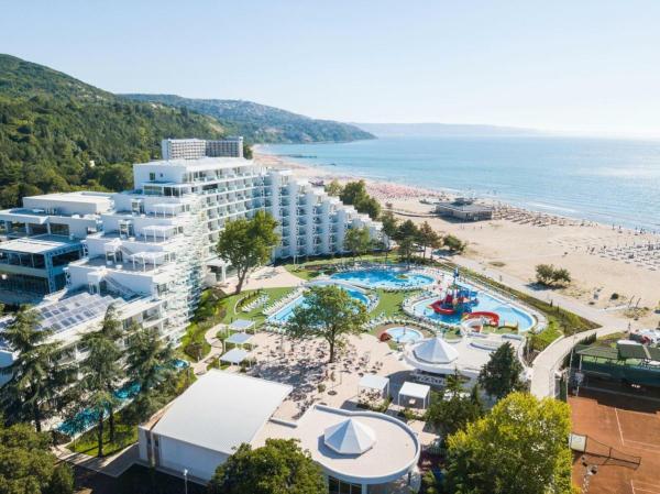 Maritim Hotel Paradise Blue Albena *****, Albena, Bulharsko