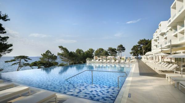 Valamar Carolina Hotel & Villas ****, Suha Punta, ostrov Rab, Chorvátsko 1