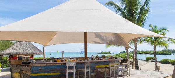 Zilwa Attitude****, Anse La Raie, Maurícius 8