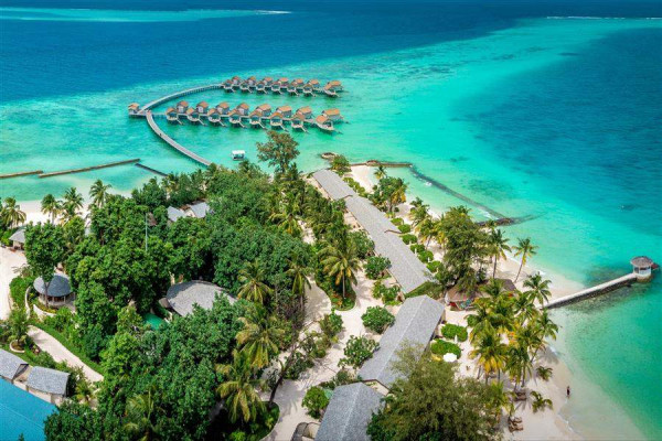 Hotel Centara Ras Fushi Resort & Spa ****, Maldivy 6