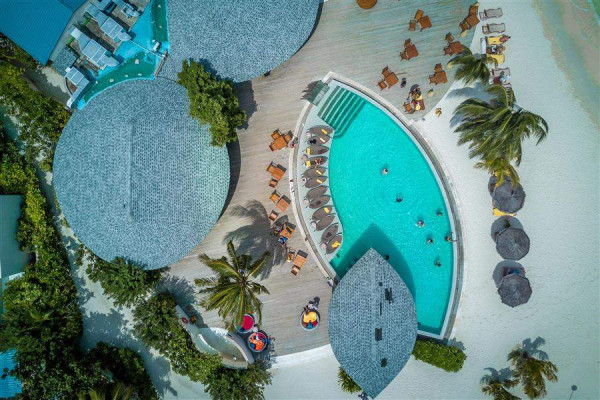 Hotel Centara Ras Fushi Resort & Spa ****, Maldivy 9
