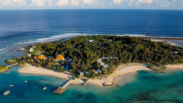 Holiday Inn Resort Kandooma Maldives by IHG ****, Maledivy 3