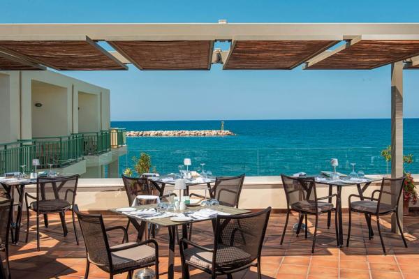 Giannoulis - Grand Bay Beach Resort (Exclusive Adults) ****, Kolymbari, Kréta, Grécko 12