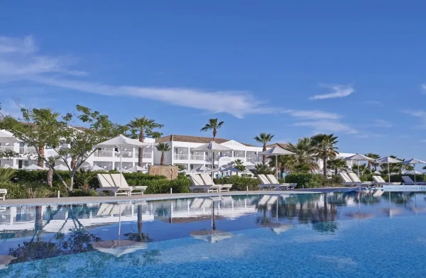 Sandy Beach Resort ****, Agios Georgios, Korfu, Grécko